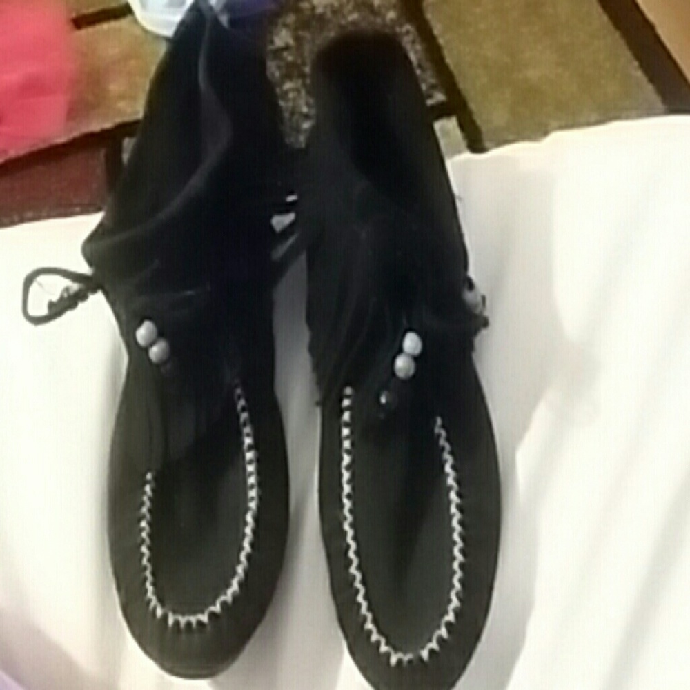 Yellow box moccasins